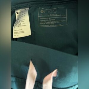 Figs Women’s Caribbean Blue Zamora - Petite Jogger Scrub Pants